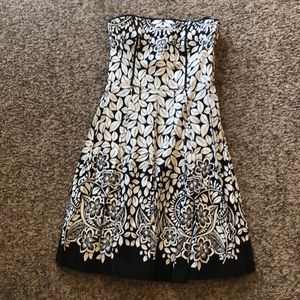 Strapless White House dress